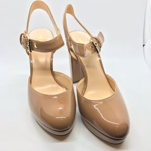 Nine West BNWT patent leather heels Taupe size 7